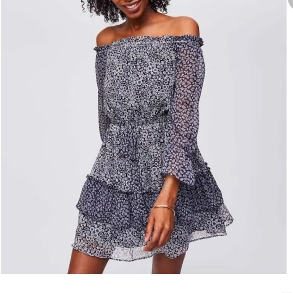 LOFT Floral Tiered Ruffle Dress Size M Petite Size M Petite